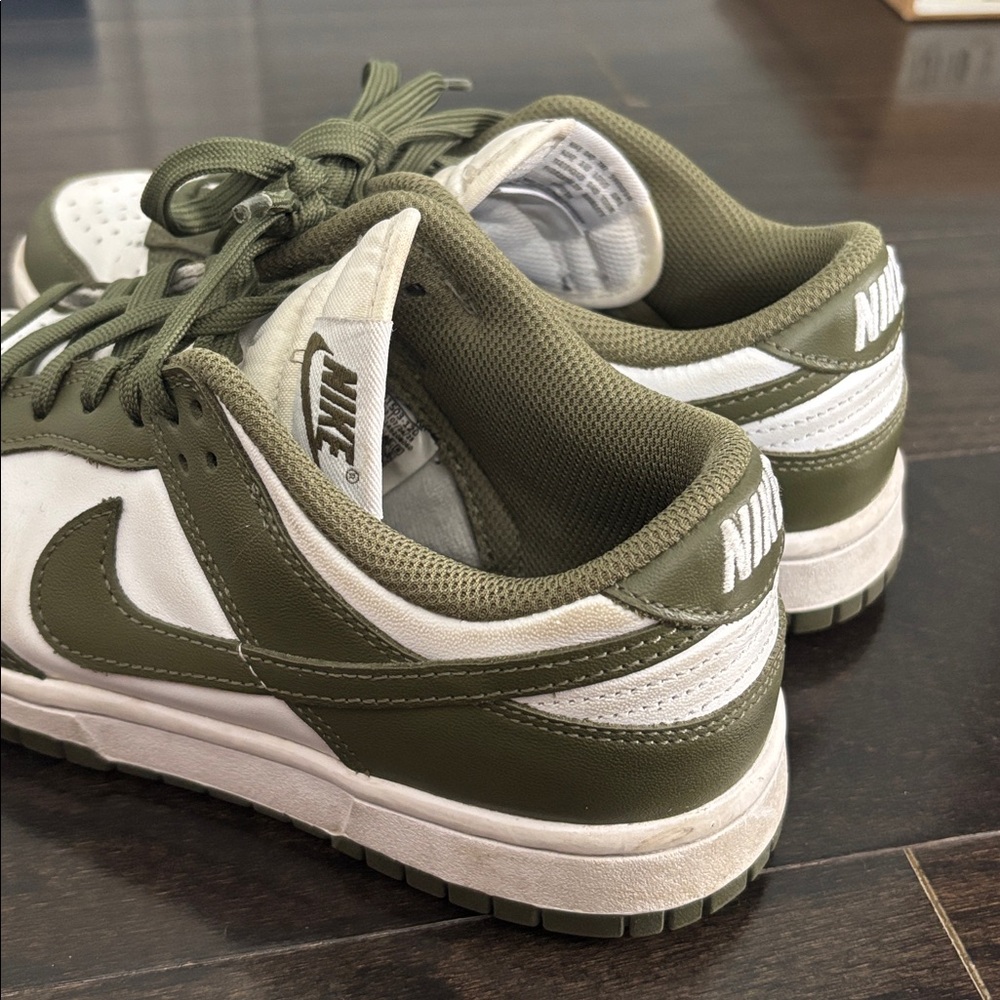 Nike Dunks - Picture 9 of 12